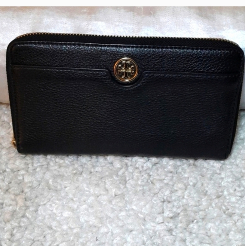 TORY BURCH Black Leather Zip Around Wallet LANDON CONTINENTAL - Picture 4 of 12